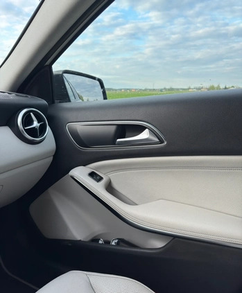 Mercedes-Benz Klasa A cena 56000 przebieg: 132000, rok produkcji 2013 z Warszawa małe 79